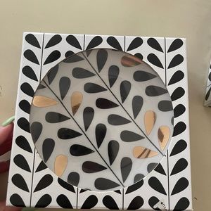 Four pack multi pattern plate set